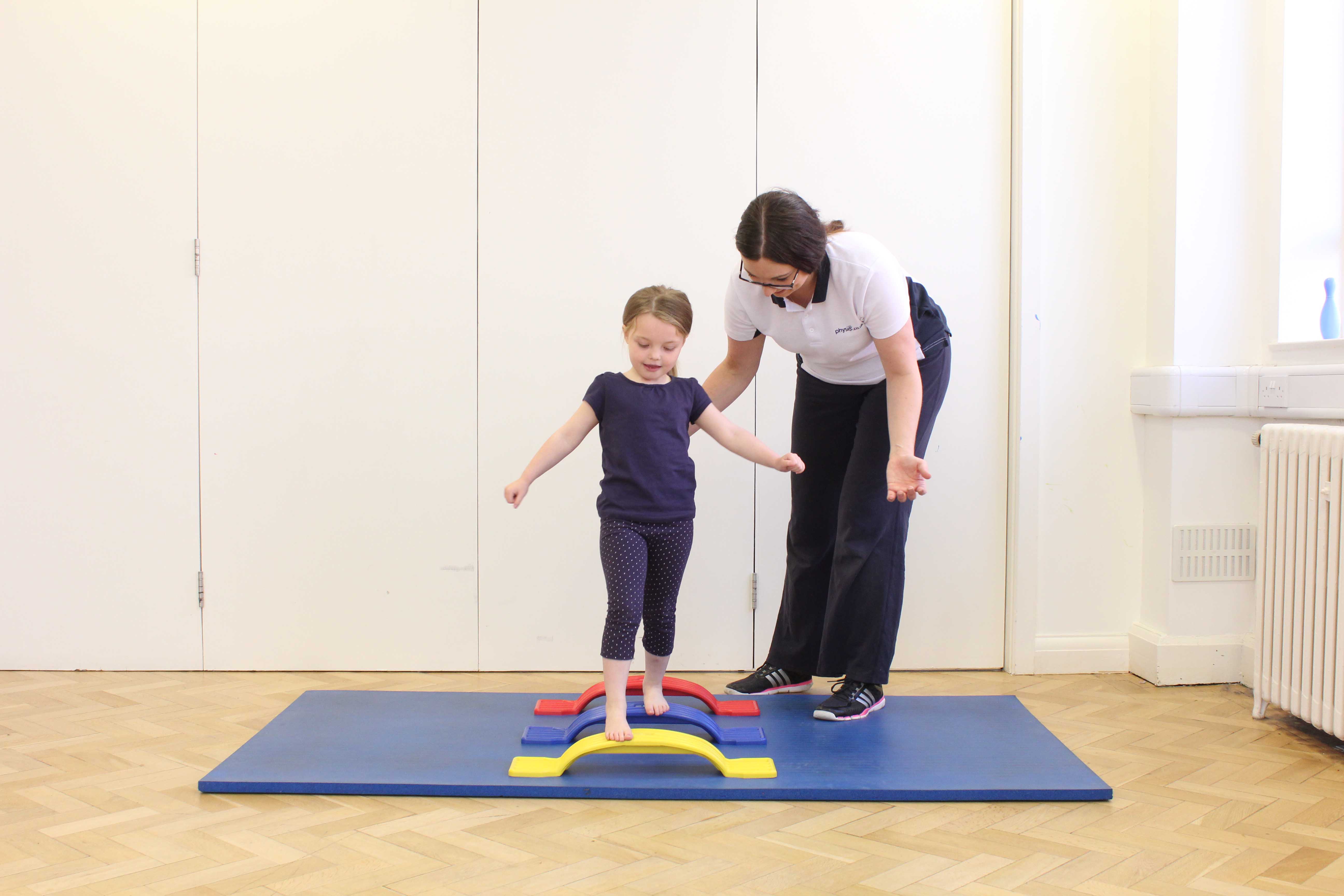 Foot drop in children, Walking and mobility, Conditions we treat, Paediatrics, Manchester Neuro Physio