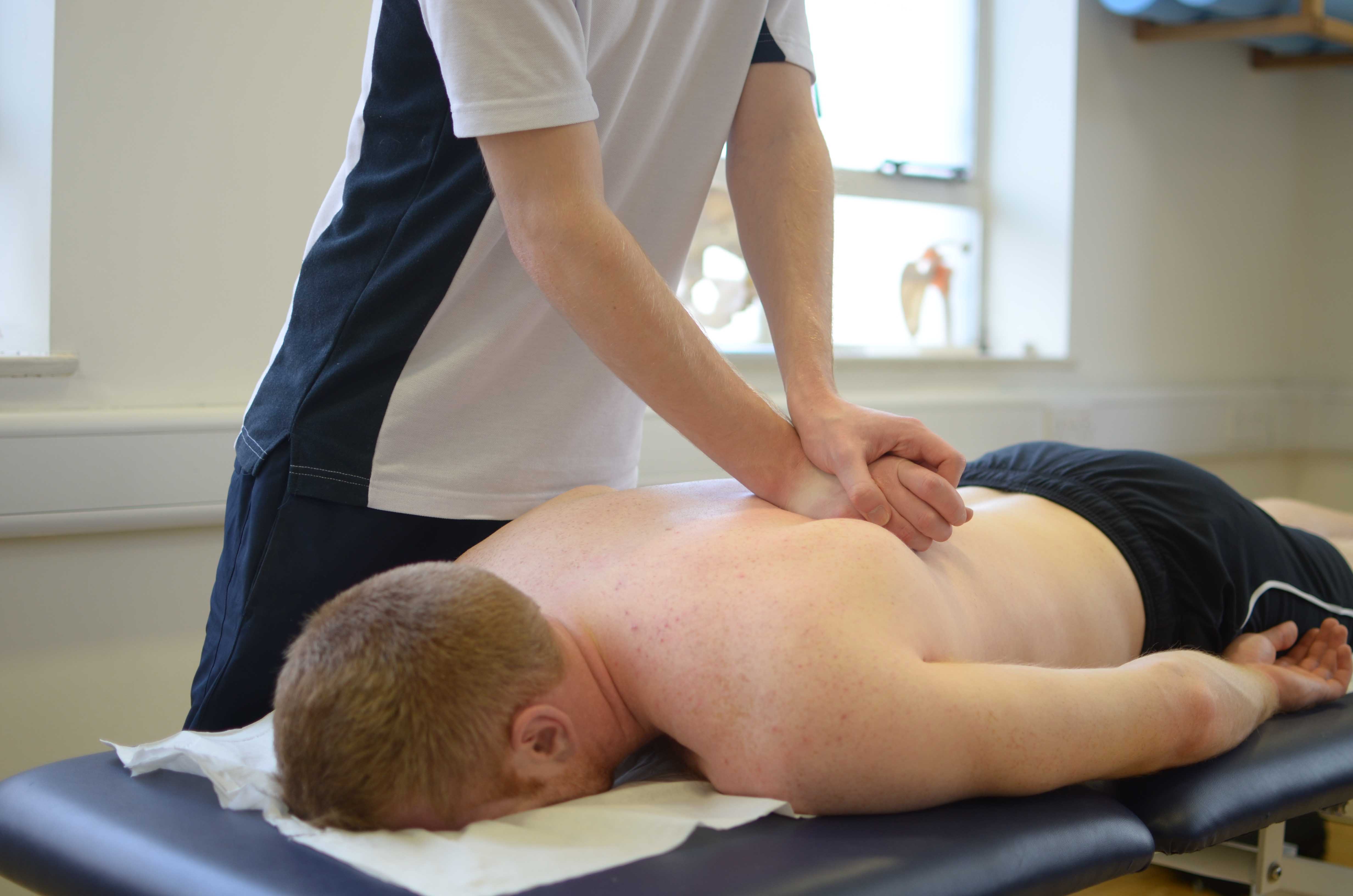 mobilisations of the upper thoracic spine by experienced physiotherapist