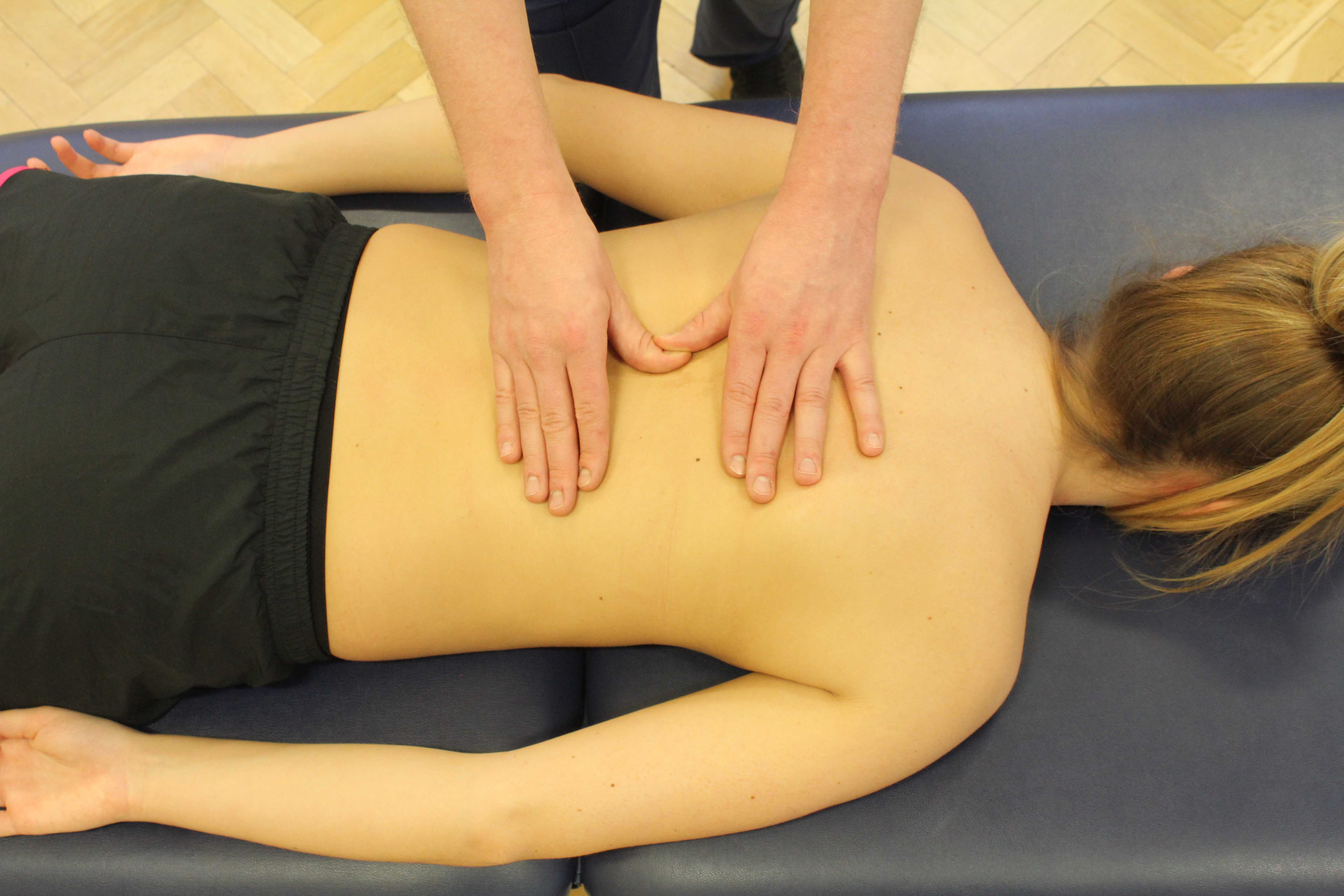 Mobilisations of the mid thoracic spine by experienced physiotherapist